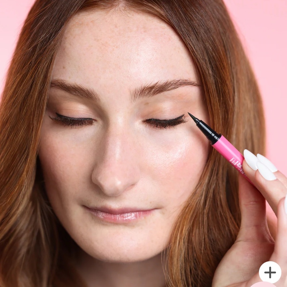 Lash Pen and Set of Courtney Lashes NWT - Picture 2 of 10